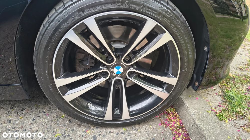 BMW Seria 3 330i M Sport Shadow - 8