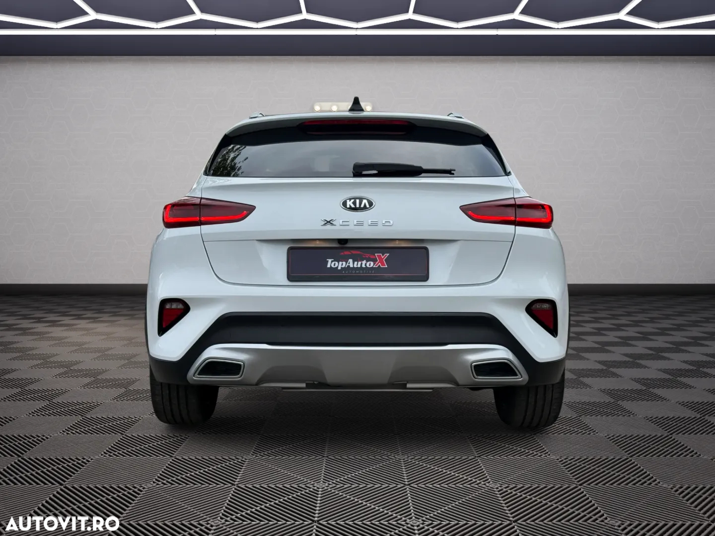 Kia XCeed 1.6 GDI DCT6 OPF Plug-in-Hybrid PLATINUM - 16