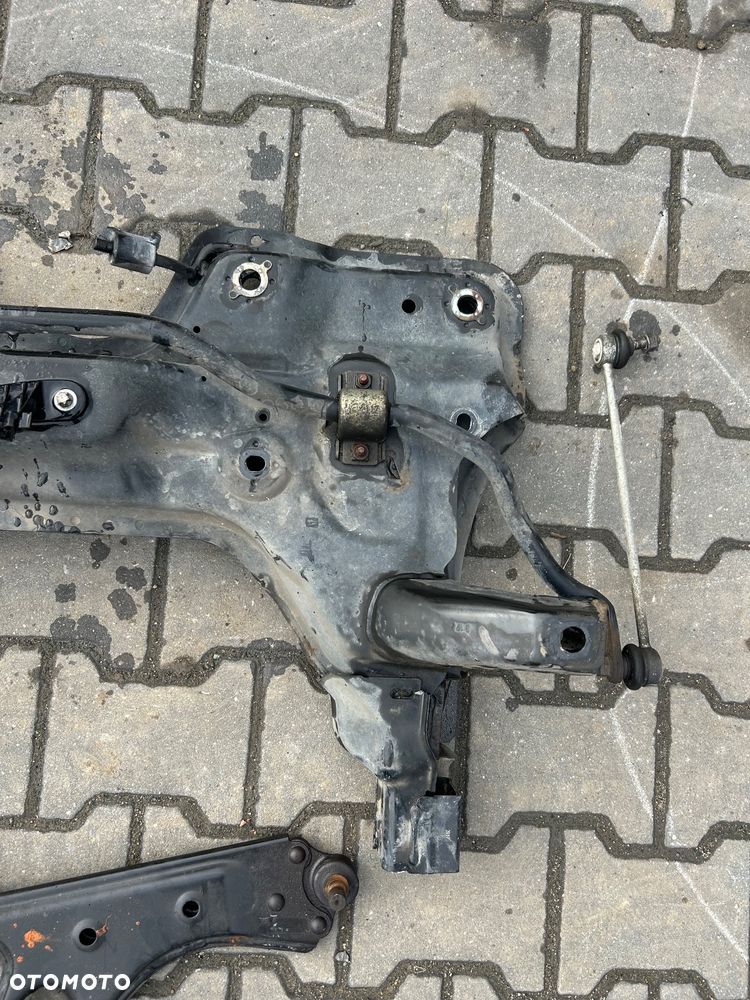 Opel Corsa E kołyska wahacze wózek trawers bez rdzy belka zawieszenia przód - 6