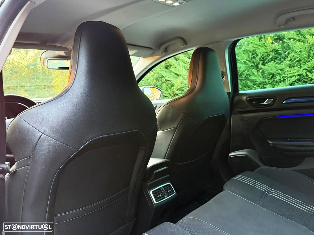 Renault Mégane Break ver-dci-110-fap-edc-bose-edition - 21
