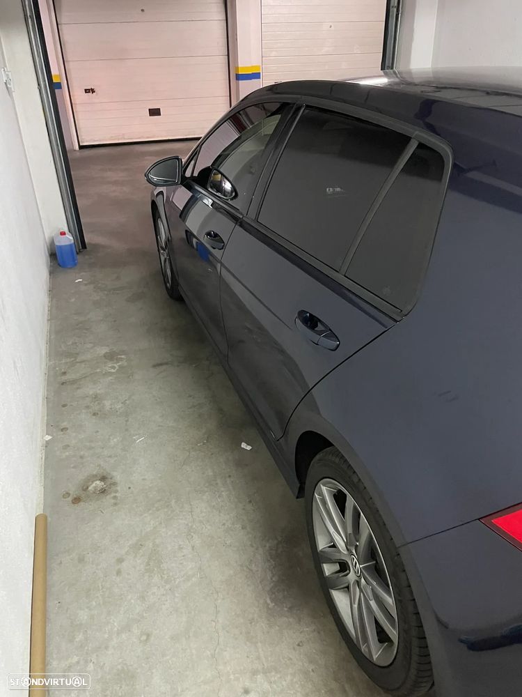 VW Golf 1.6 TDi R-Line - 24