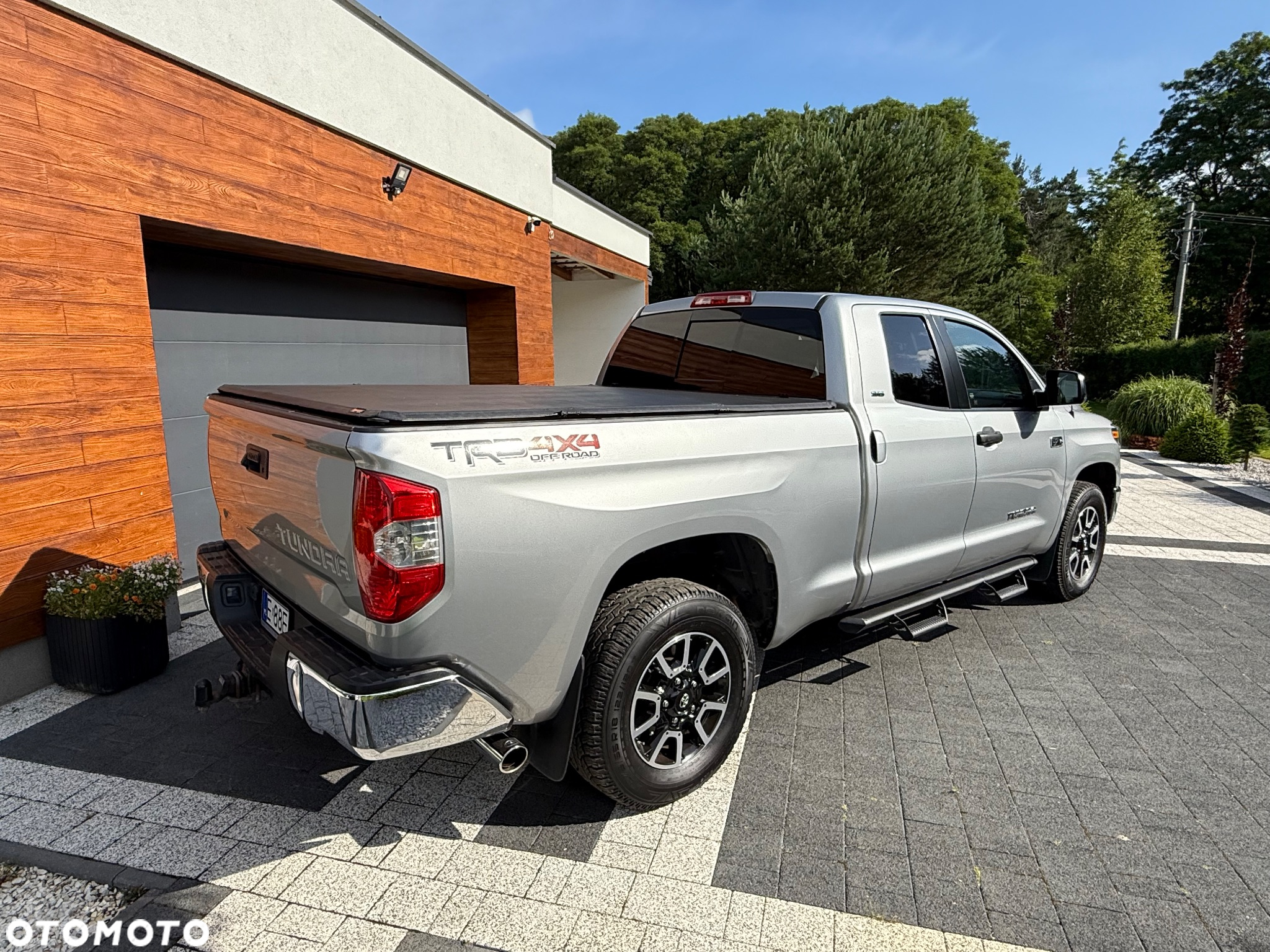 Toyota Tundra - 3