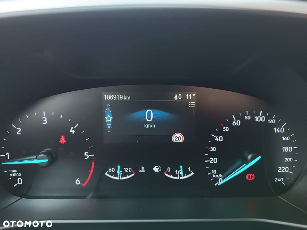 Ford Focus 1.5 EcoBlue Connected - 15