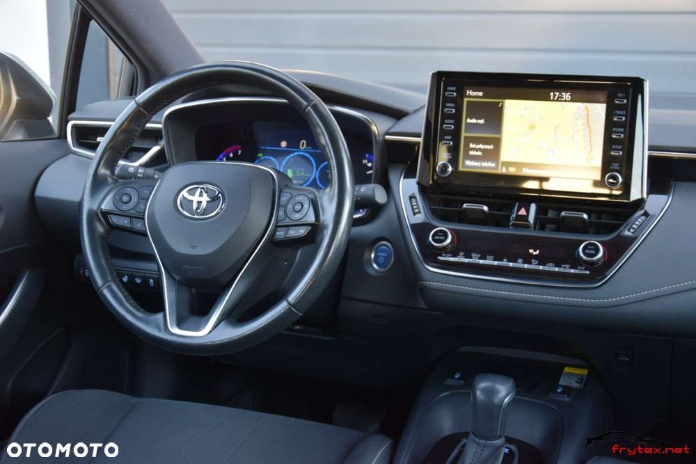 Toyota Corolla - 28