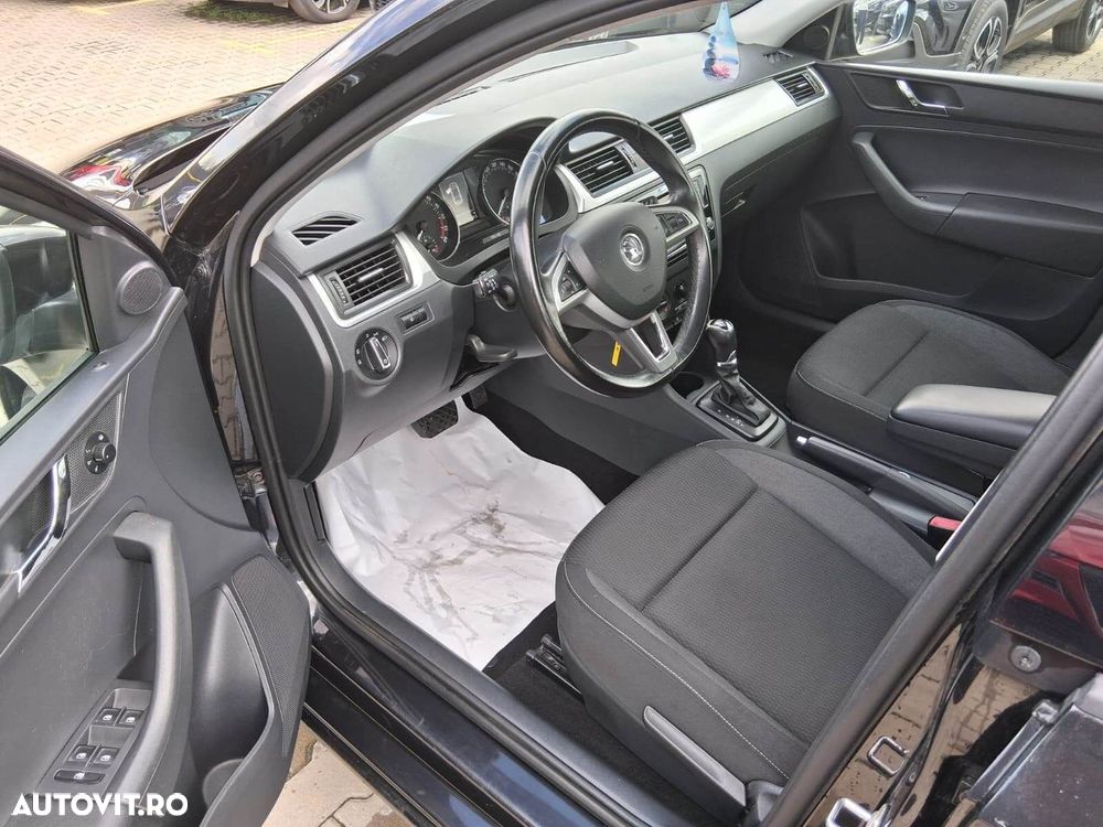 Skoda RAPID 1.4 TDI Ambition DSG - 9