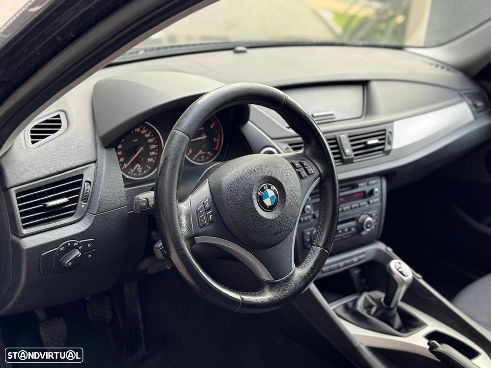 BMW X1 20 d xDrive Pack M - 8