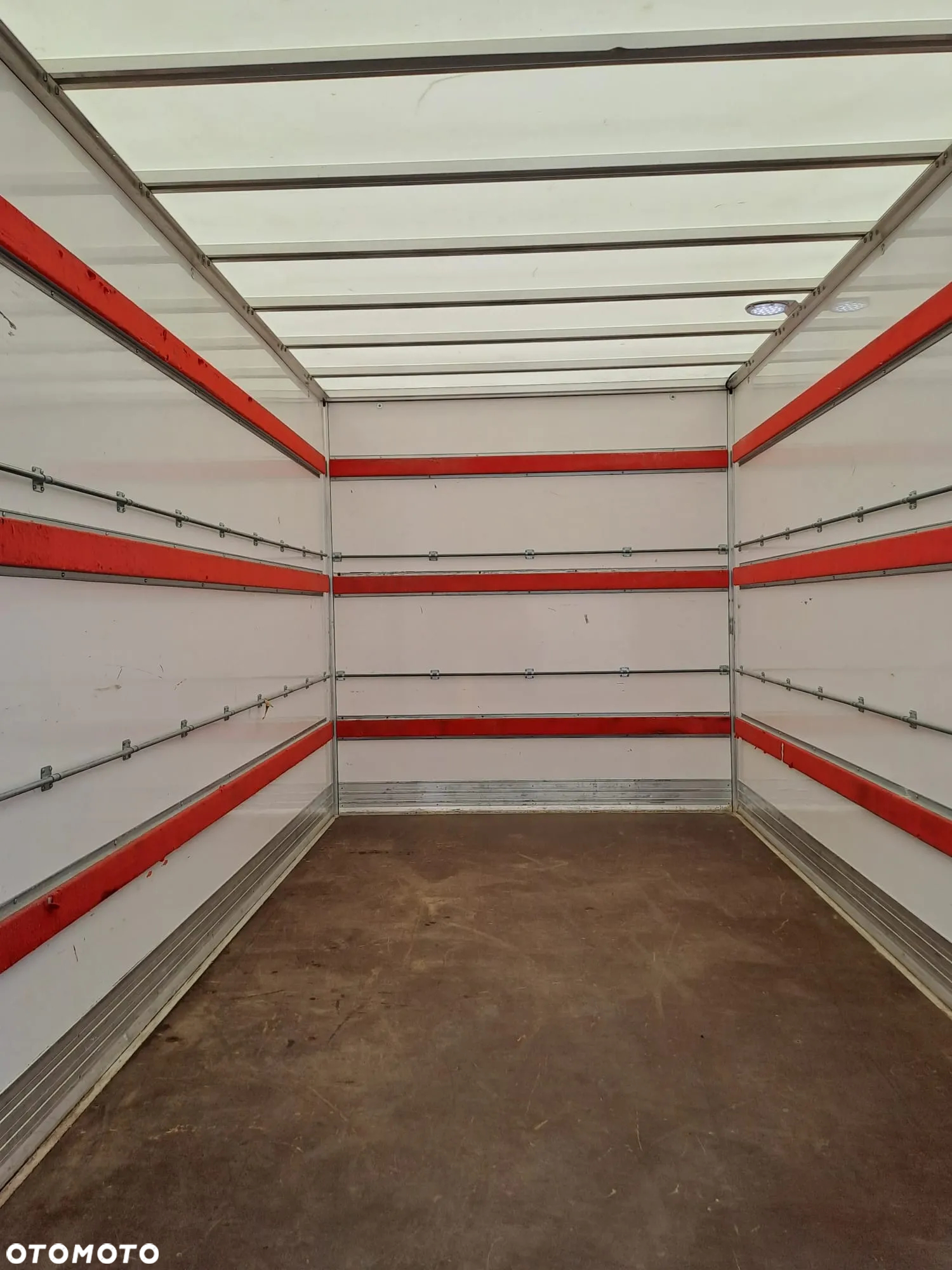 Iveco 35C16 Kontener+ bliźniak +winda+ 8 palet - 10