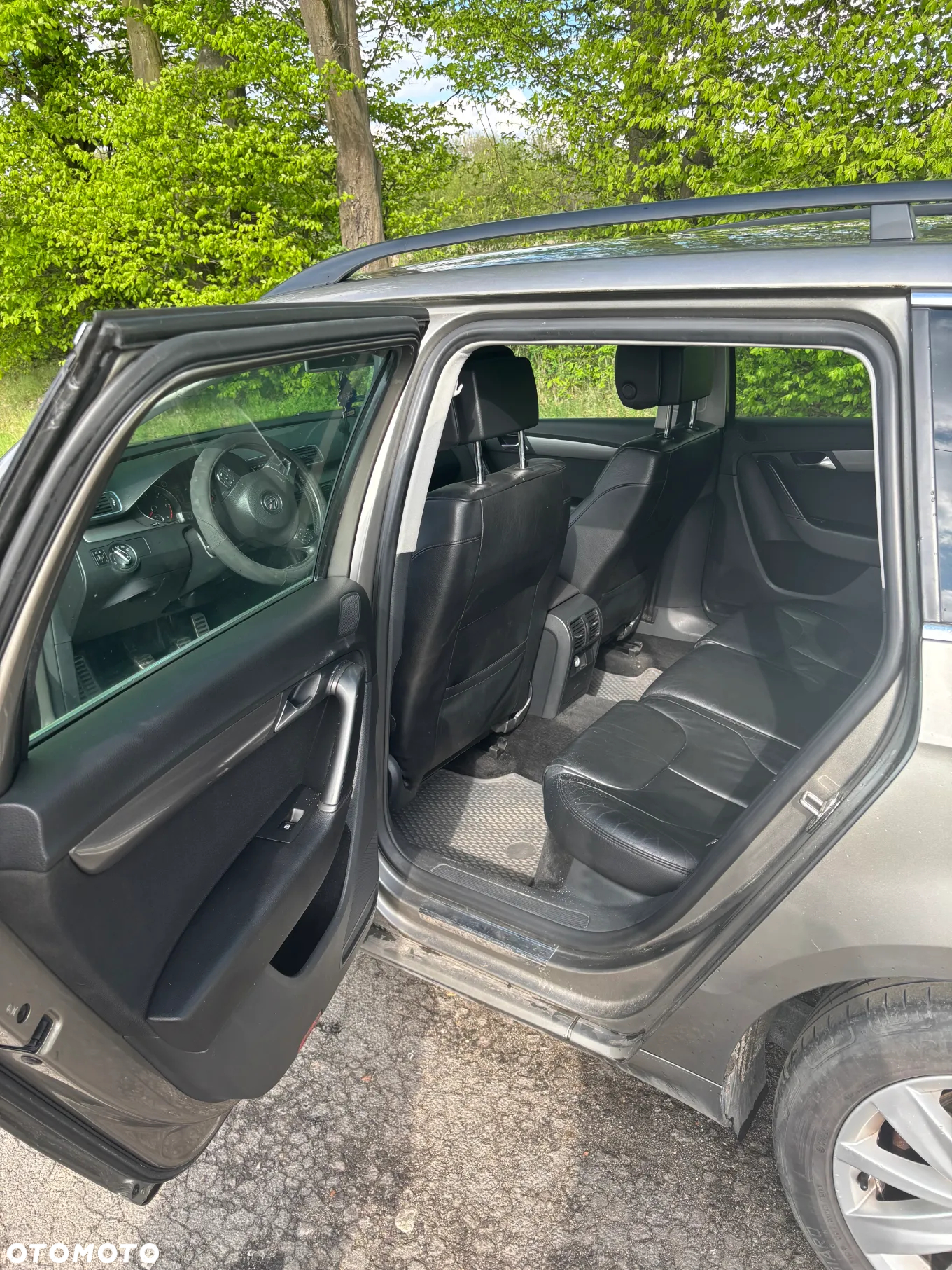 Volkswagen Passat Variant 1.6 TDI BlueMotion - 8