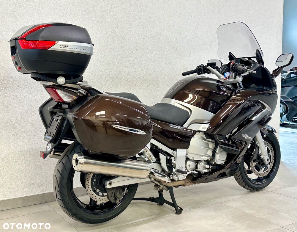 Yamaha FJR - 6
