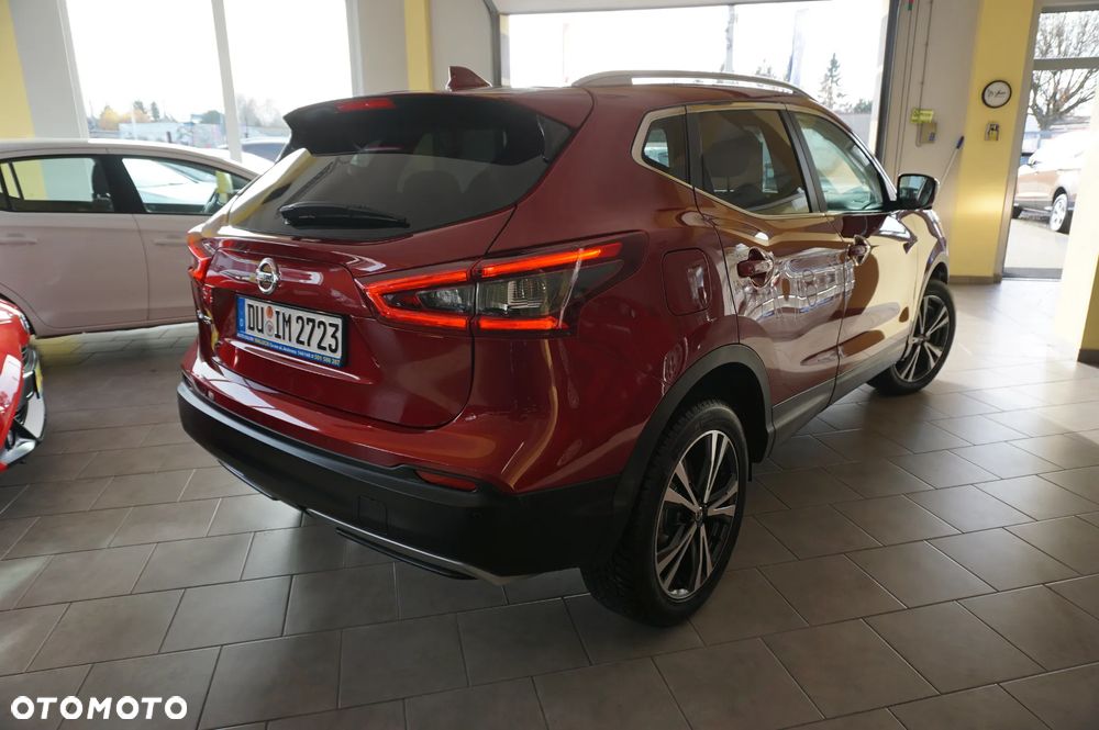 Nissan Qashqai 1.2 DIG-T N-Connecta Xtronic EU6 - 39