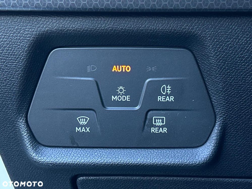 Seat Leon 1.0 eTSI Style DSG - 20