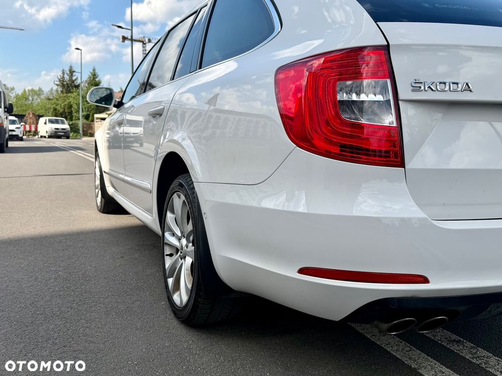 Skoda Superb 2.0 TSI L&K DSG - 10