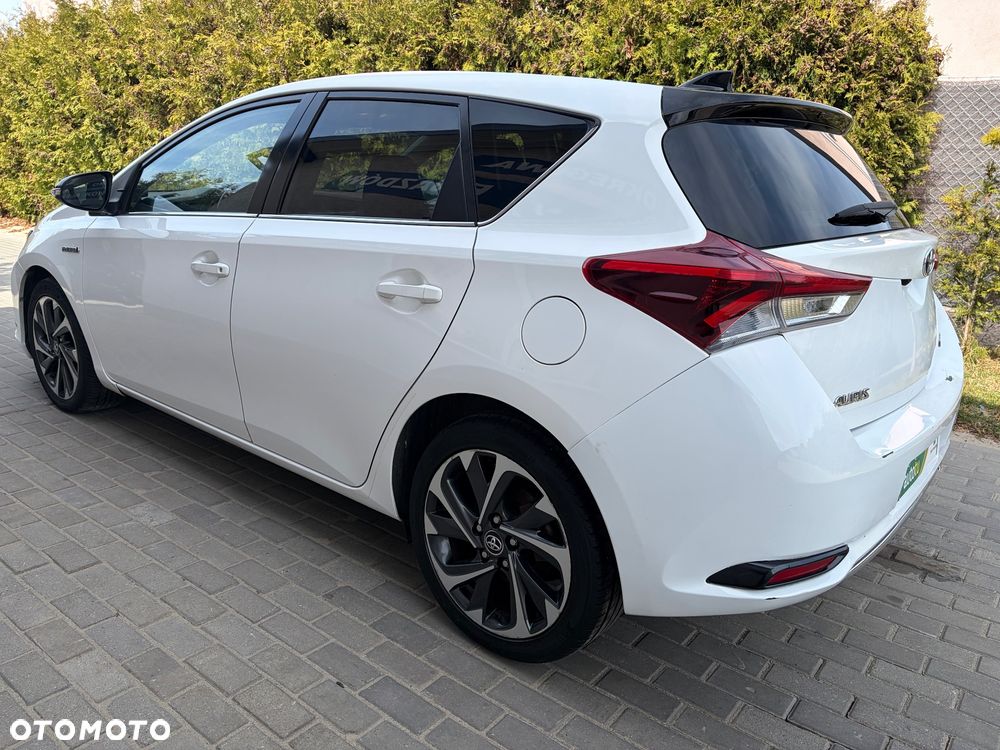 Toyota Auris - 17