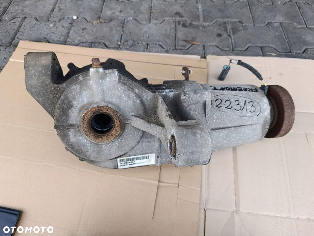 FIAT FREEMONT 2.0 JTD MOST DYFER DYFERENCJAŁ TYŁ TYLNY 05146768AB - 1