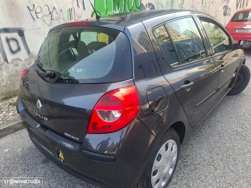 Renault Clio 1.5 dCi Confort - 3