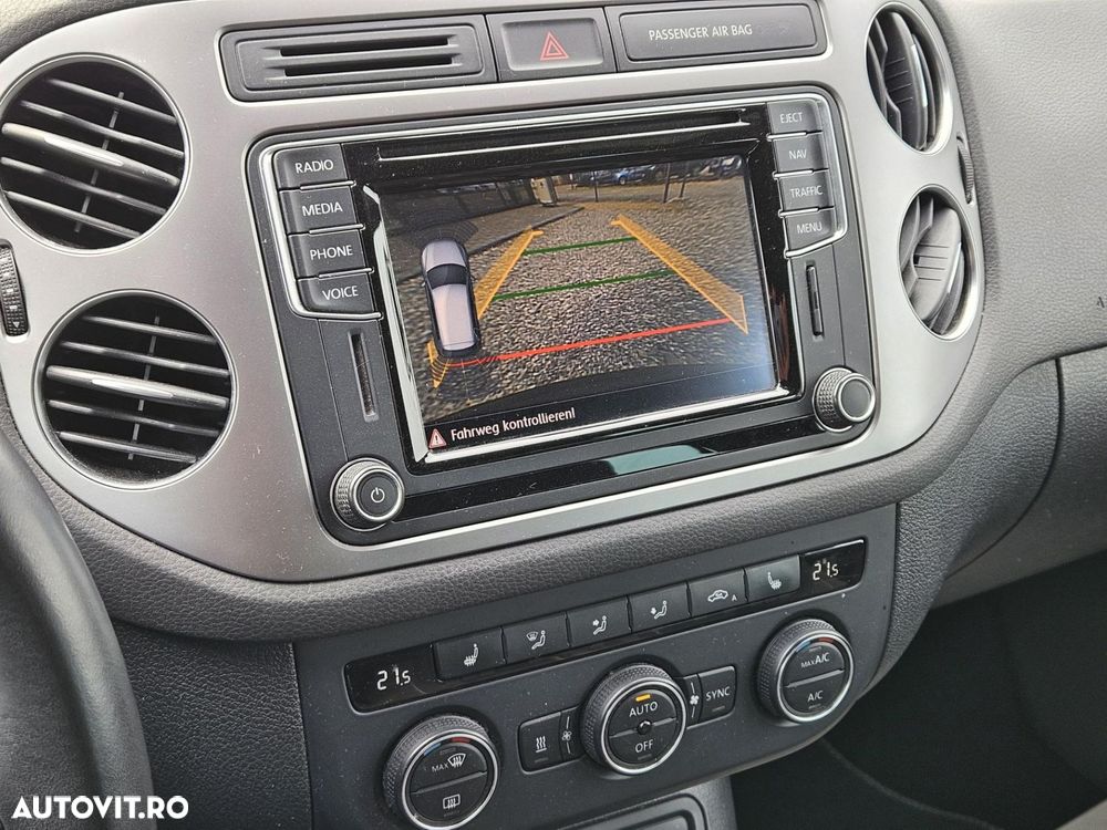 Volkswagen Tiguan - 11