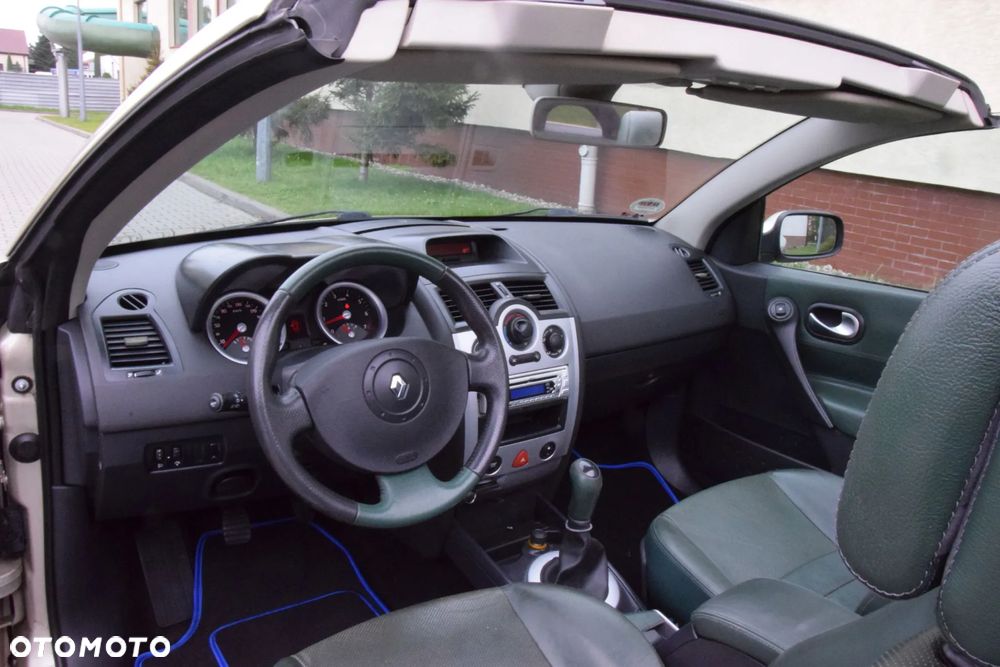 Renault Megane 1.6 Avantage - 22