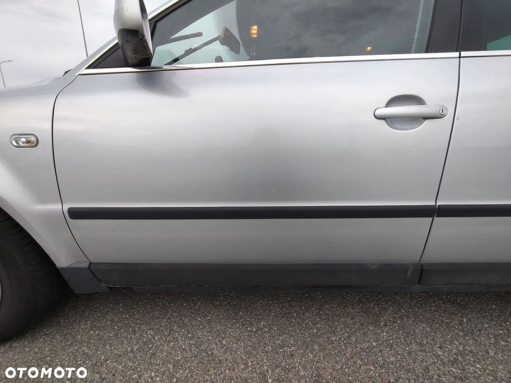 Volkswagen Passat 1.9 TDI Basis - 25