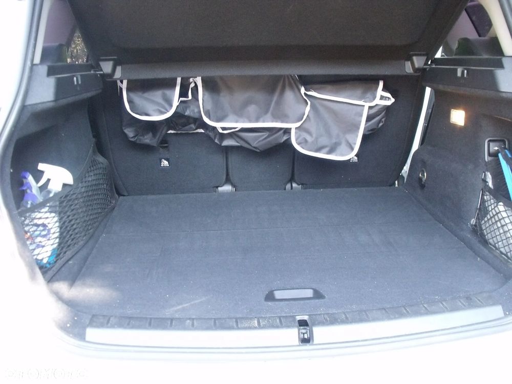BMW Seria 2 216d Luxury Line - 10