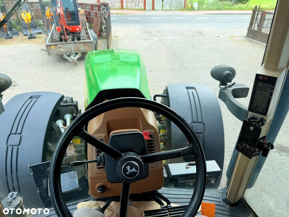 John Deere 8430 Powershift - 18