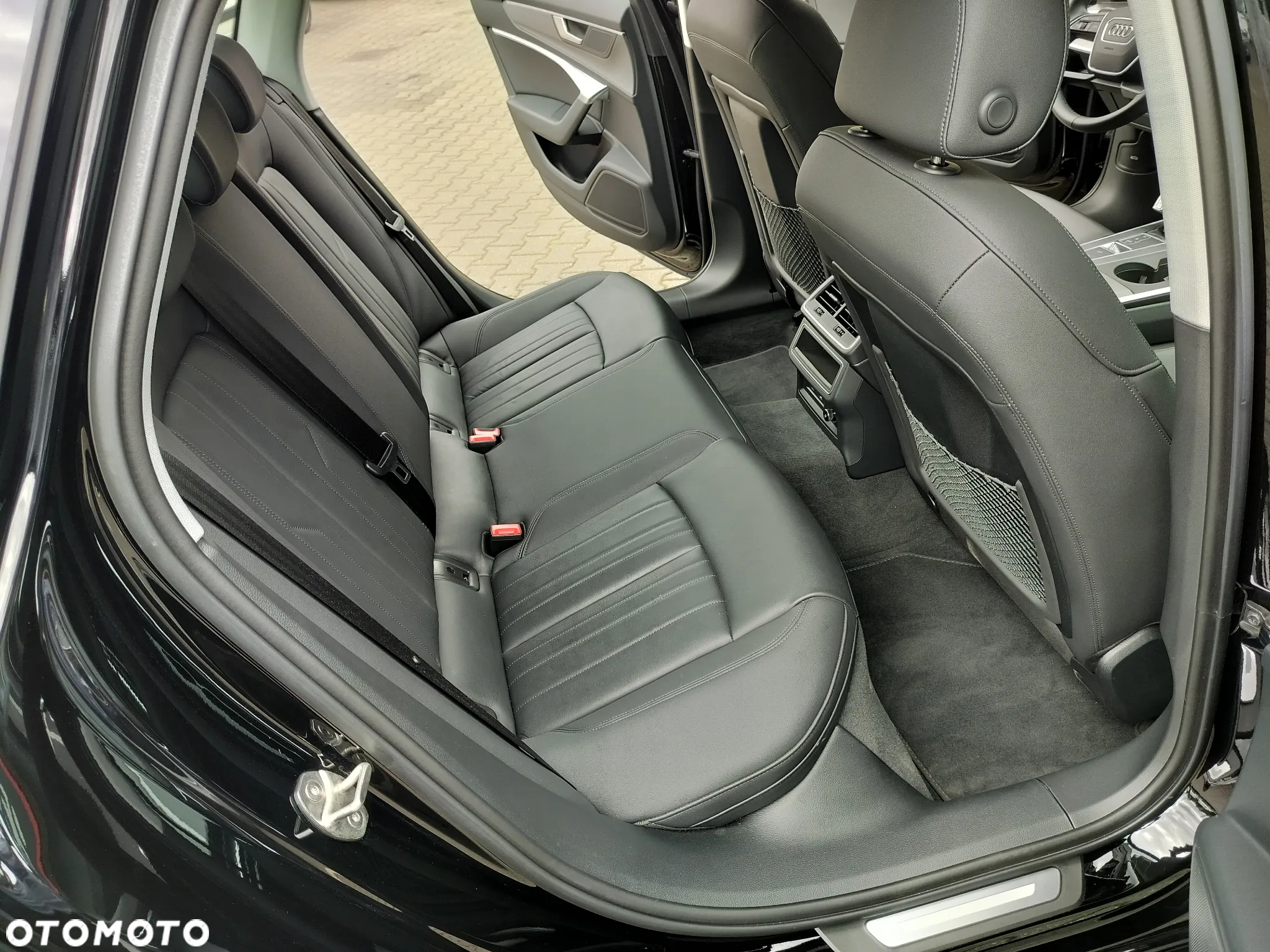 Audi A6 - 24