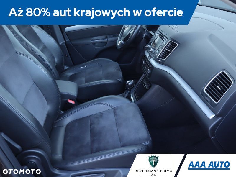 Volkswagen Sharan - 10