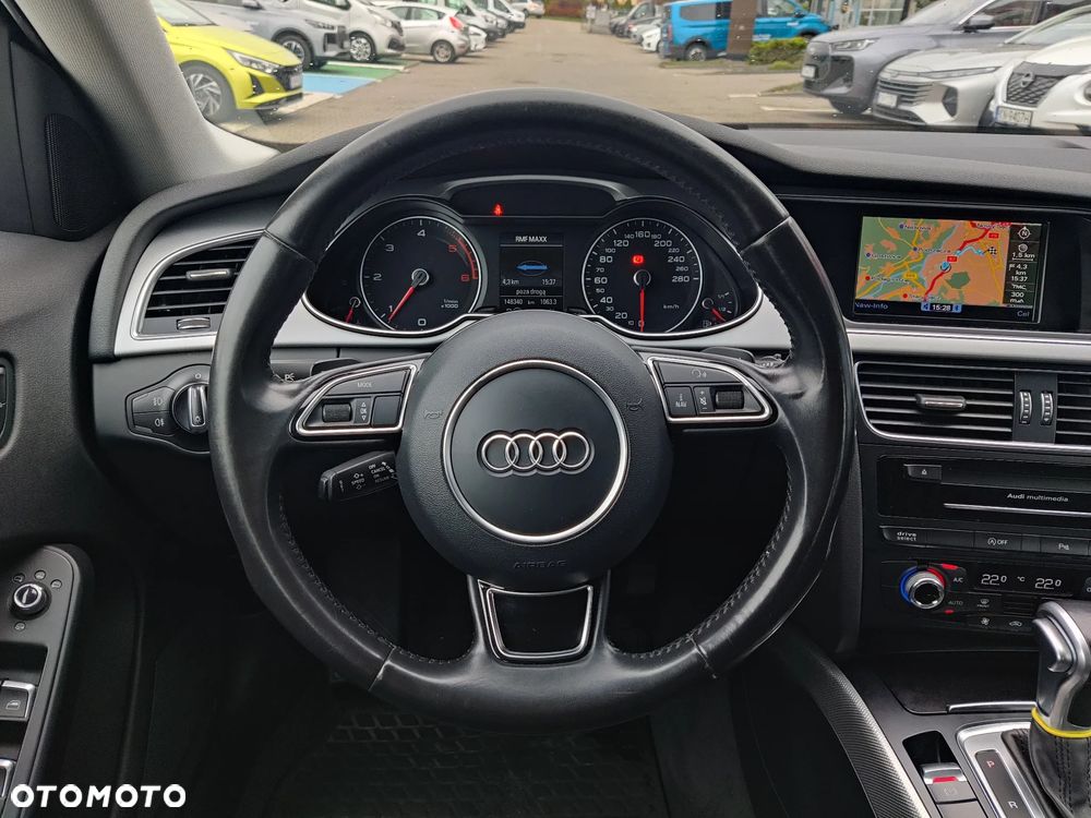 Audi A4 Avant 2.0 TDI DPF multitronic S line Sportpaket - 8