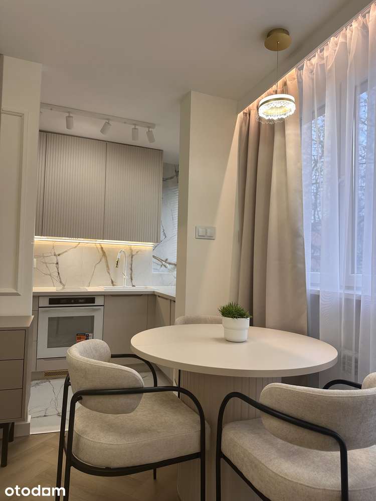 Kawalerka 2 pokoje balkon po remoncie