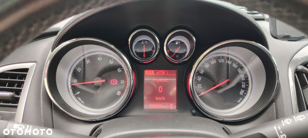 Opel Astra - 8
