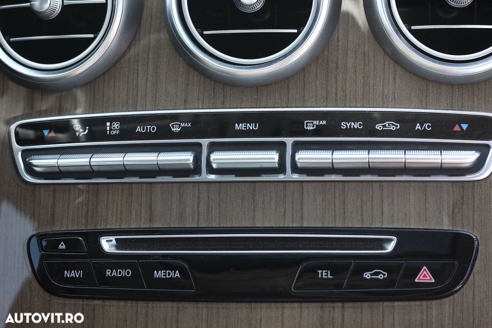 Mercedes-Benz C - 18