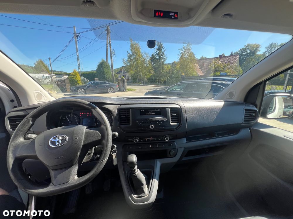 Toyota Proace - 10
