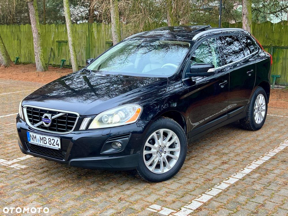 Volvo XC 60 2.4D Momentum - 1
