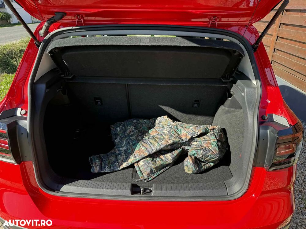 Volkswagen T-Cross - 10