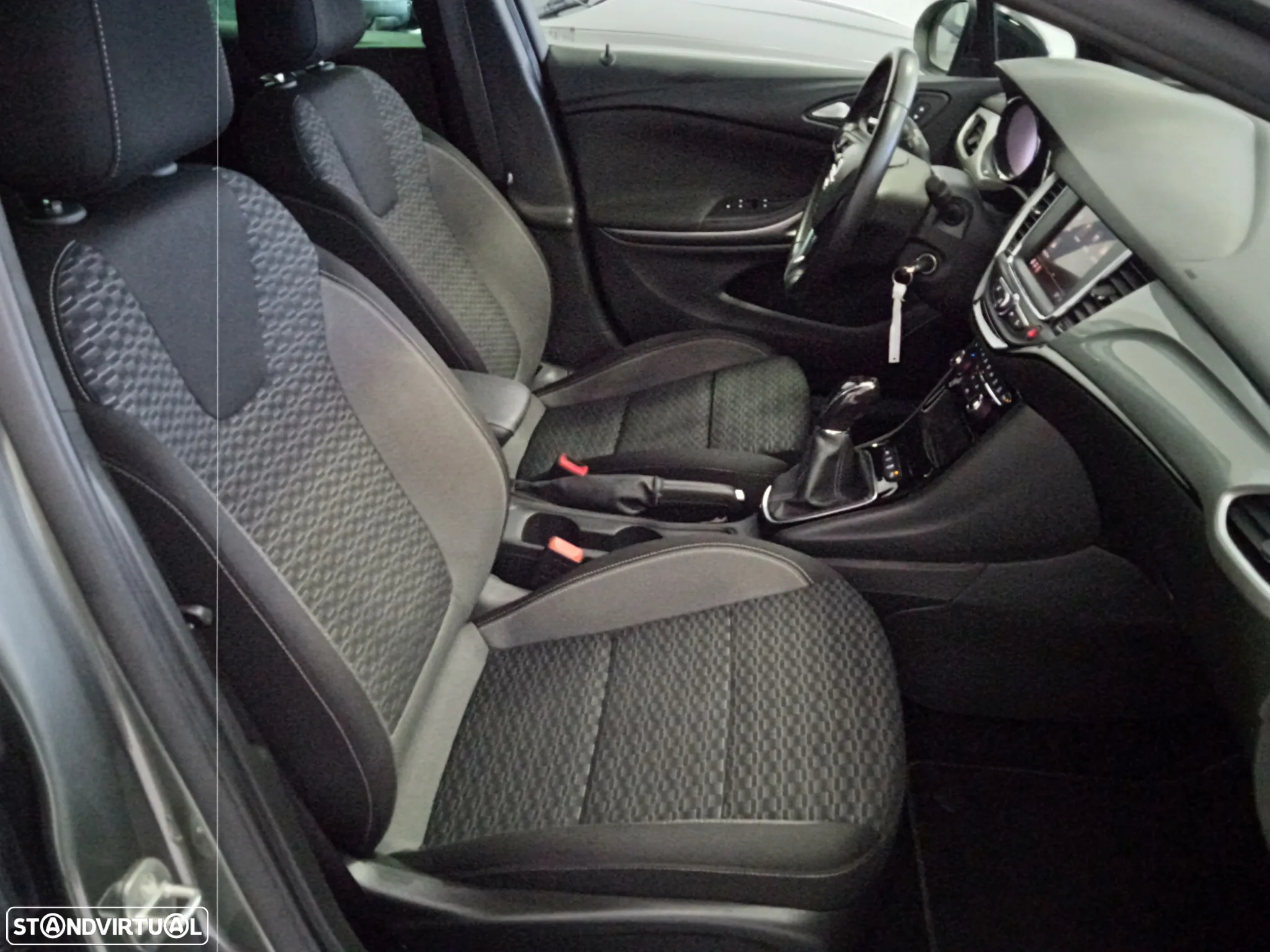 Opel Astra Sports Tourer 1.2 T GS Line S/S - 13