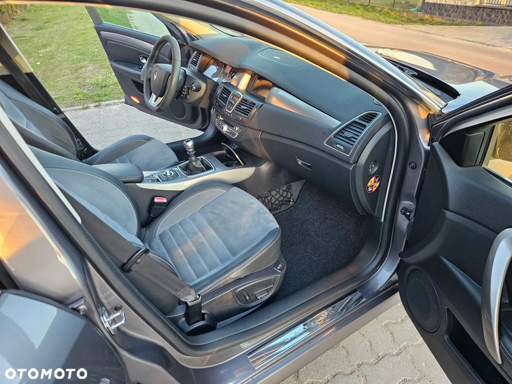 Renault Laguna 2.0 dCi Bose Edition ESM - 28