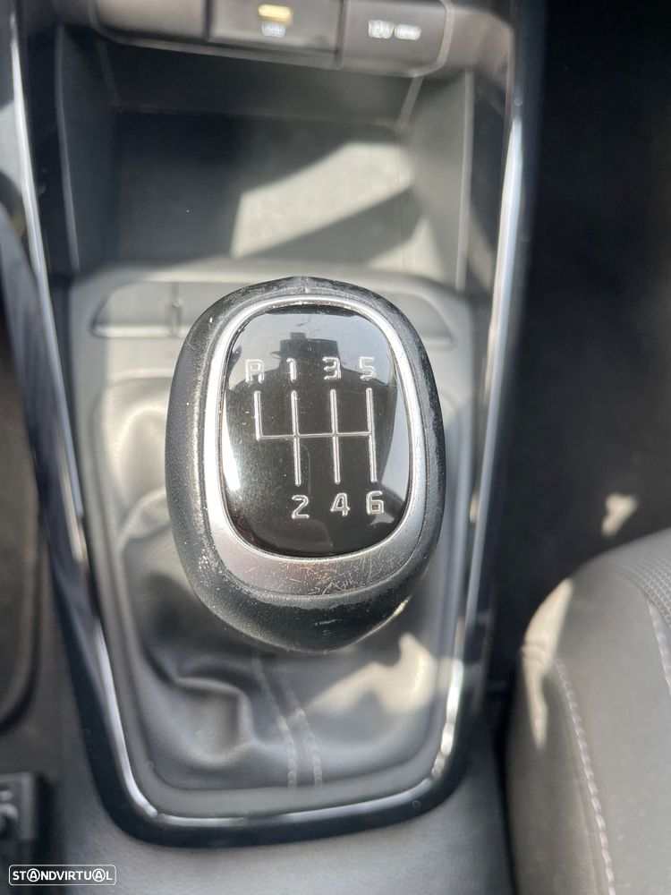 Kia Rio 1.0 T-GDi Drive JLL17 - 17