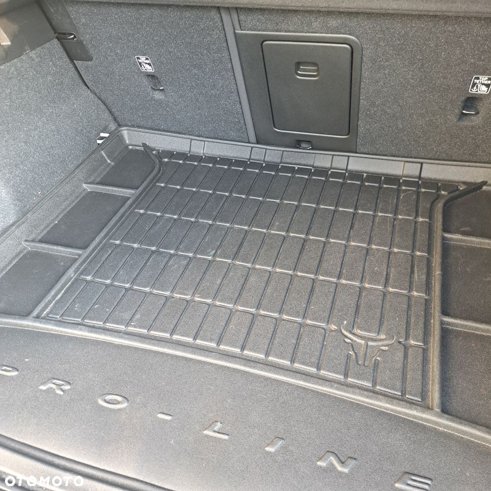 Volvo XC 40 - 7