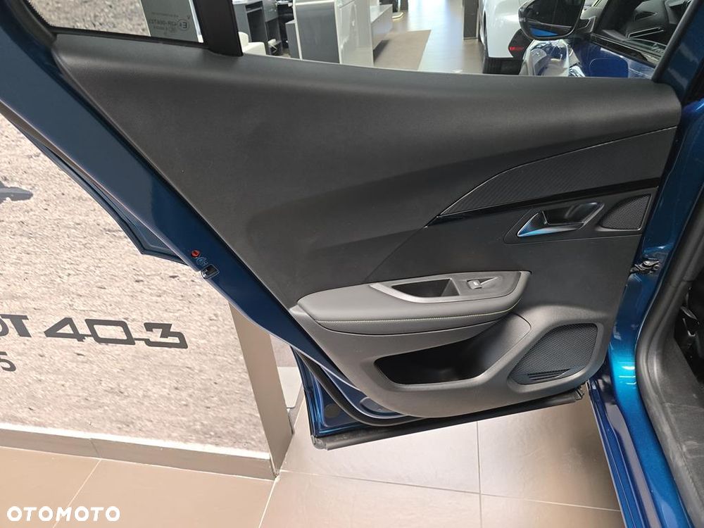 Peugeot 2008 PureTech mHEV GT E-DCS6 - 7