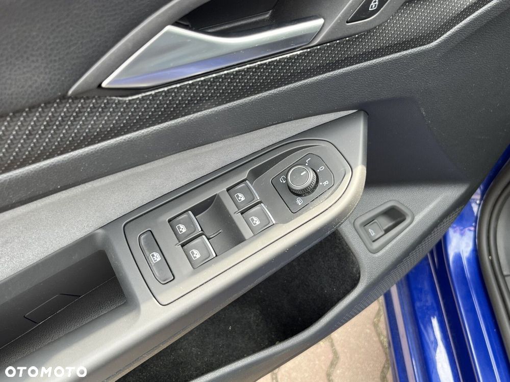 Volkswagen Golf 2.0 TSI 4Motion R DSG - 32