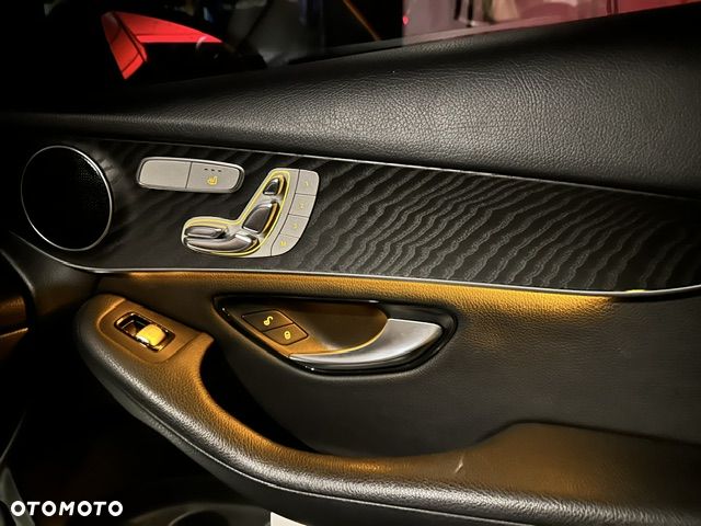 Mercedes-Benz GLC 300 4-Matic - 5