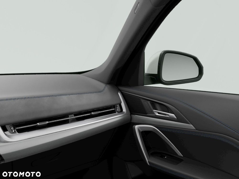 BMW X1 - 10