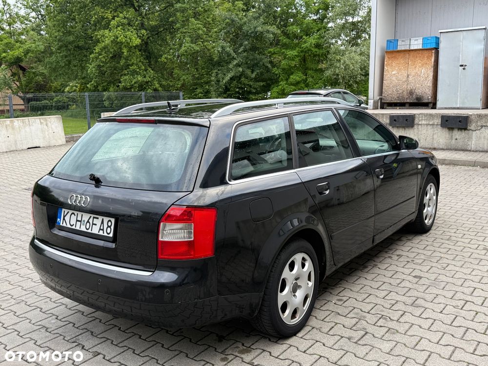 Audi A4 Avant - 1