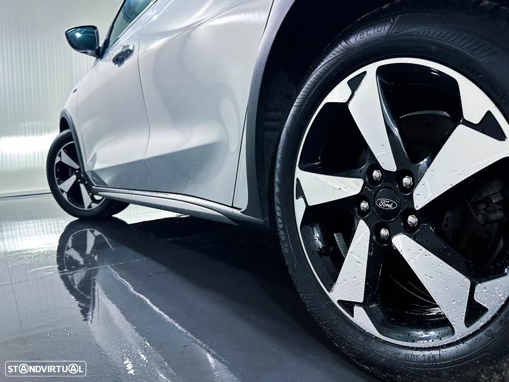 Ford Focus 1.0 EcoBoost Hybrid Aut. ACTIVE X - 8