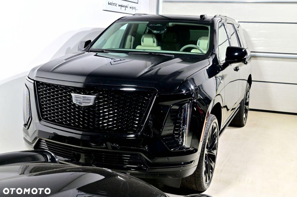 Cadillac Escalade - 3