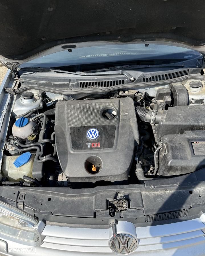 VW Golf 1.9 TDi 4M Highline - 3