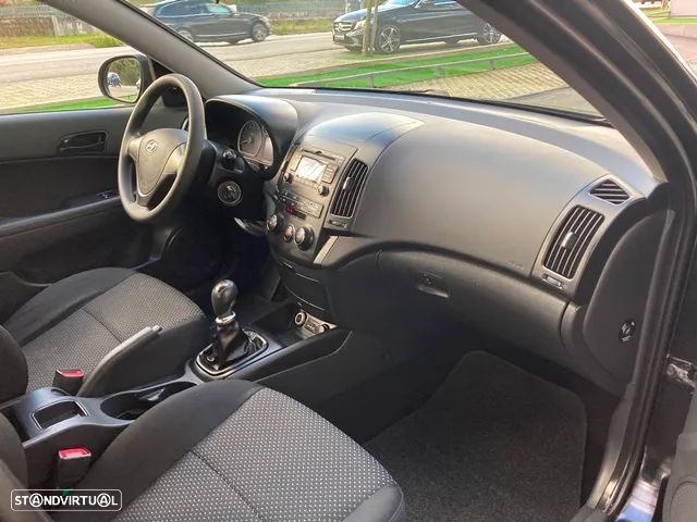 Hyundai i30 1.4 FIFA WM Edition - 25