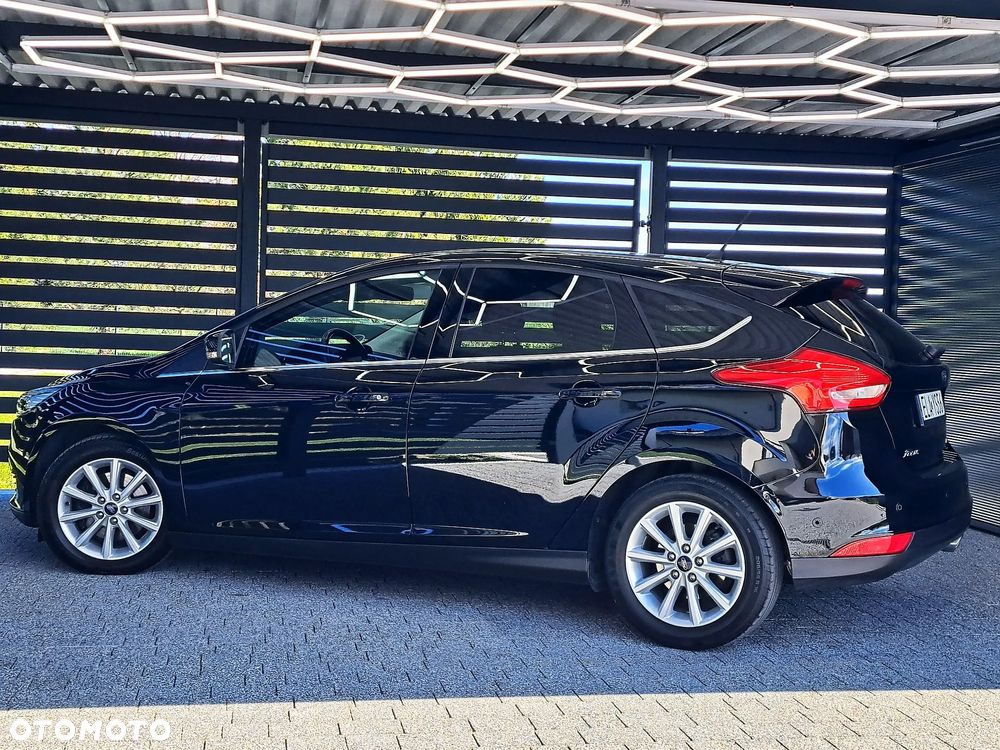 Ford Focus - 25