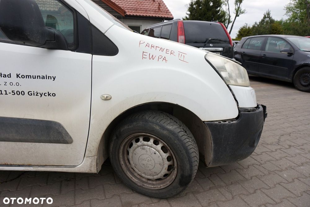 BŁOTNIK PRZEDNI PRAWY PARTNER III B9 EWPA  BIAŁY PEUGEOT 2008-2018 - 1
