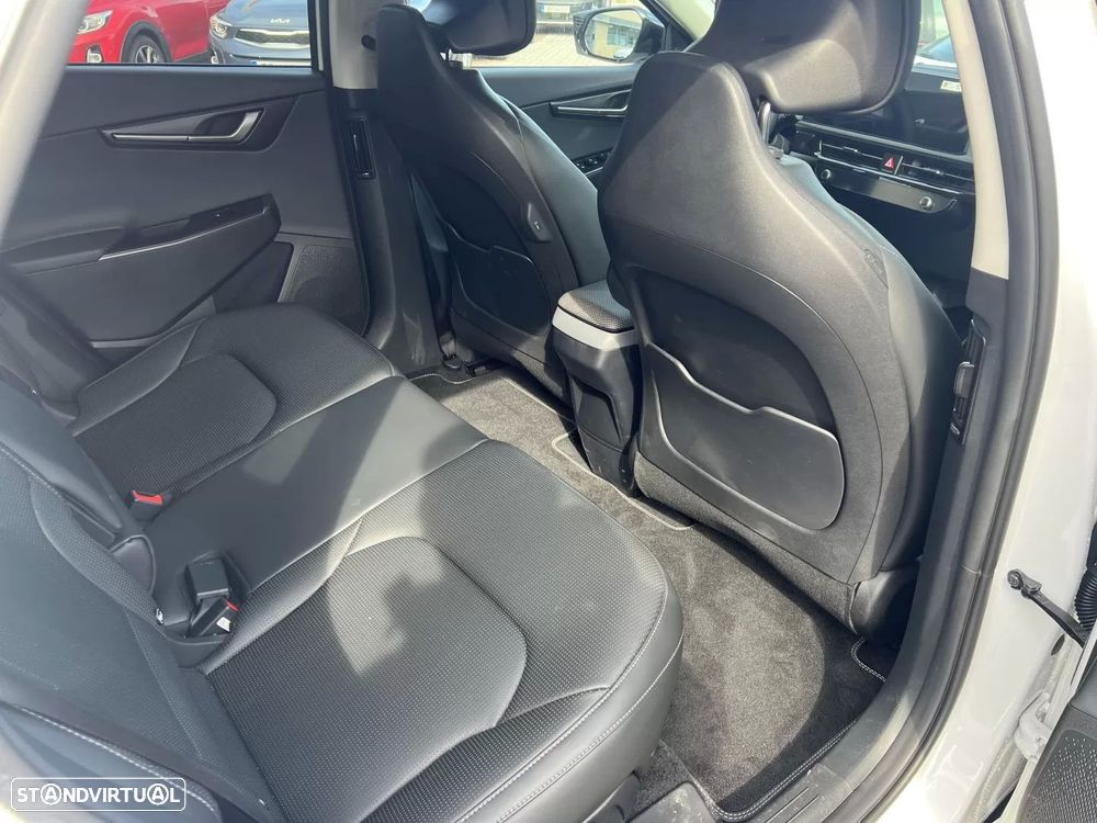 Kia EV6 84 kWh Tech - 12