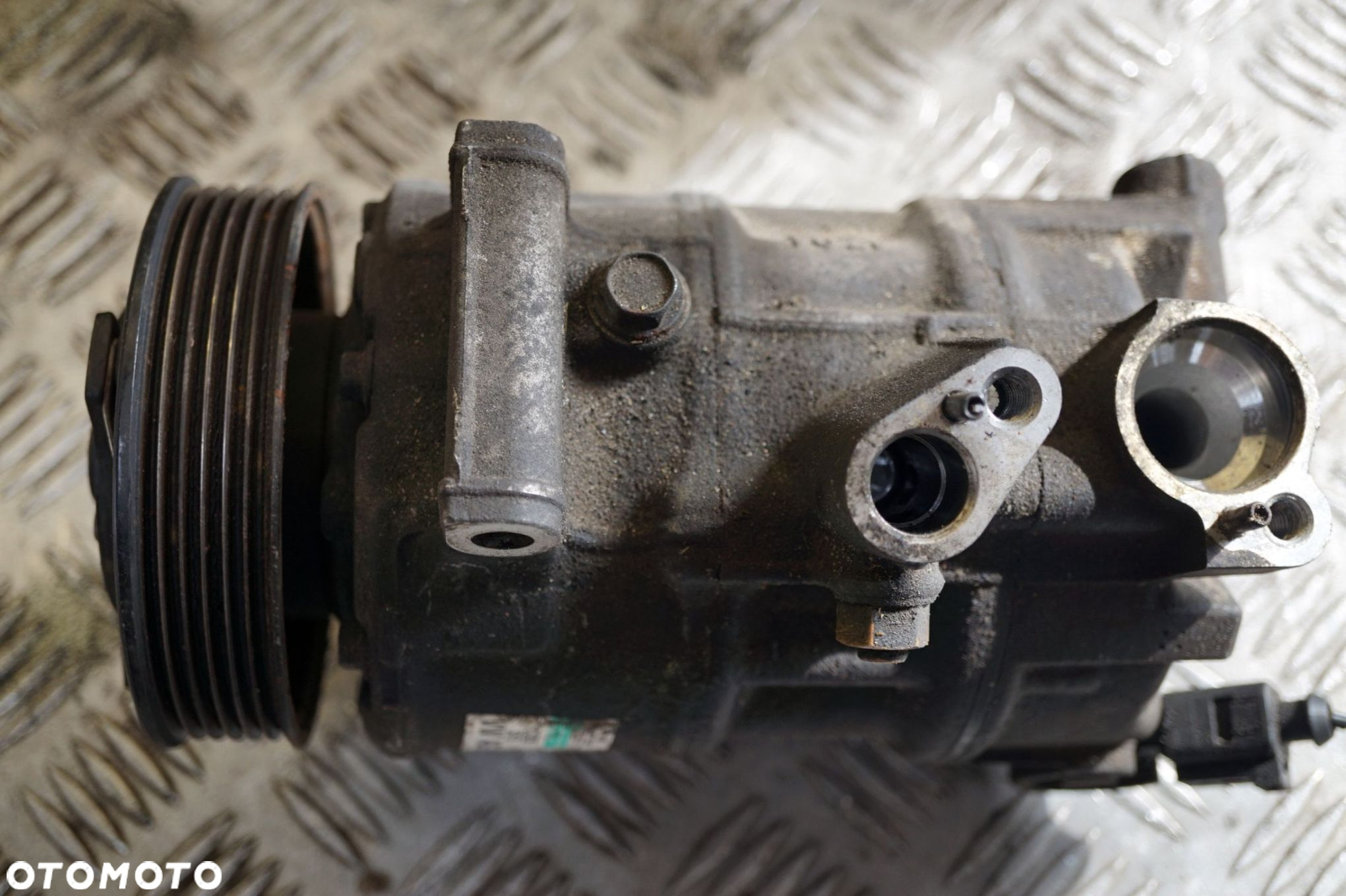 KOMPRESOR KLIMATYZACJI SPRĘŻARKA A3 8P 5N0820803C AUDI 2003-2008 - 2